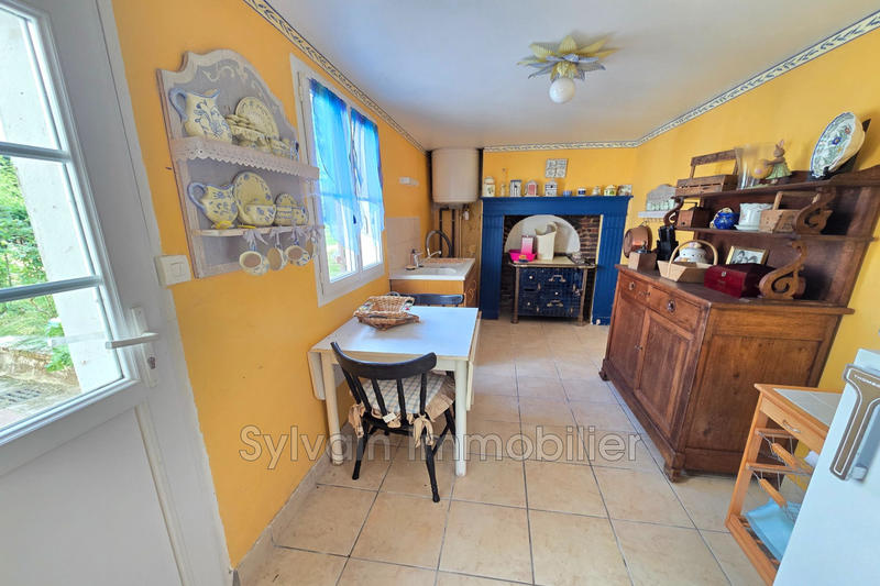 Maison - 231 m² - 13 pièces