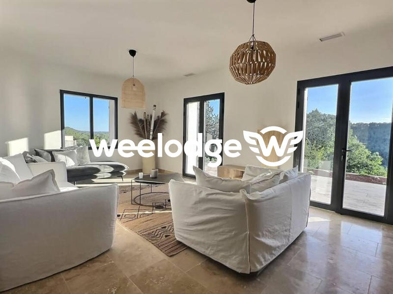 Maison - 125 m² - 4 pièces