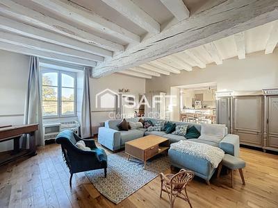 Maison - 260 m² - 11 pièces