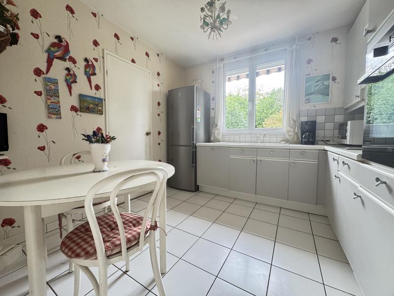 Maison - 95 m² - 5 pièces