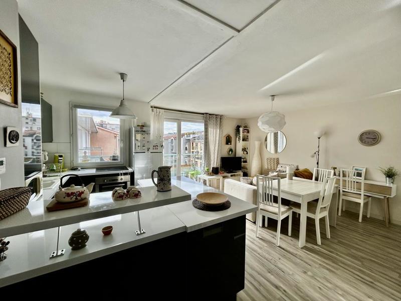 Appartement ancien - 47 m² - 2 pièces