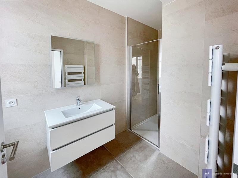 Appartement - 160 m² - 6 pièces