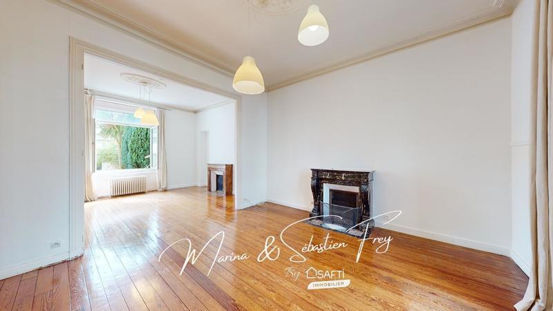 Maison de maîtres - 182 m² - 6 pièces