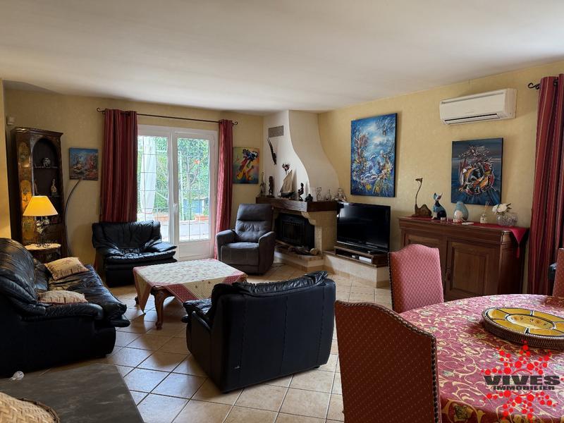 Villa - 180 m² - 6 pièces