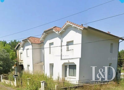 Maison ancienne - 336 m² - 11 pièces