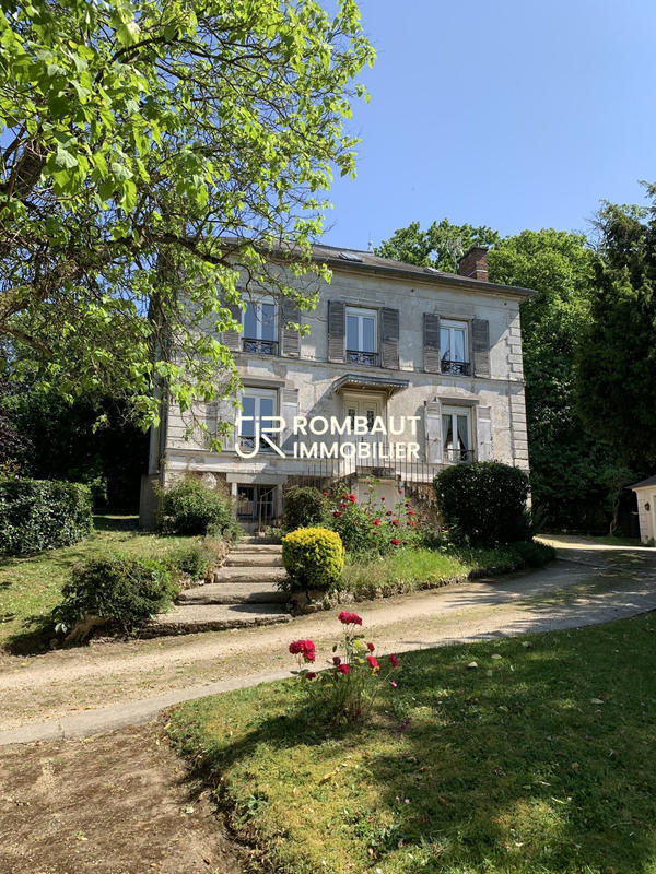 Maison - 190 m² - 9 pièces