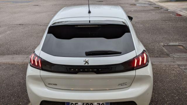 Peugeot 208 PureTech 100 s&amp;S Eat8 Allure Pack