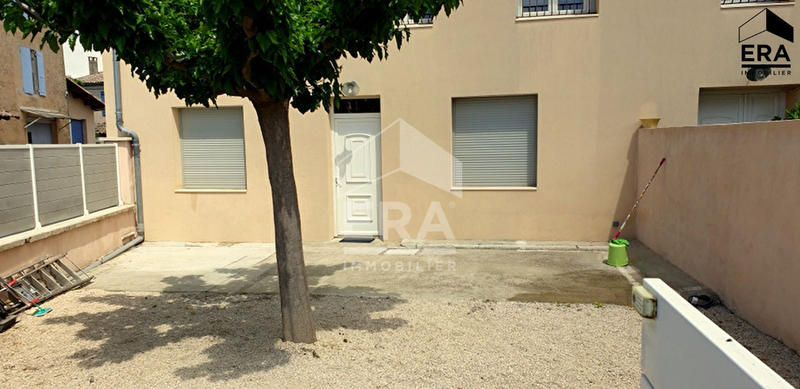 Appartement - 99 m² - 3 pièces