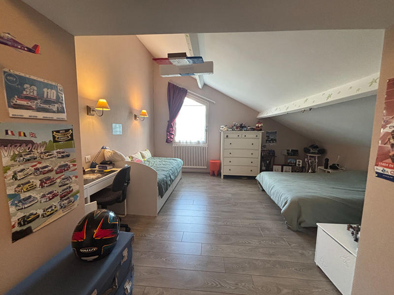 Maison - 212 m² - 6 pièces