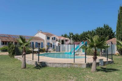 Maison - 206 m² - 6 pièces