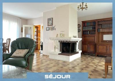 Maison traditionnelle - 90 m² - 6 pièces