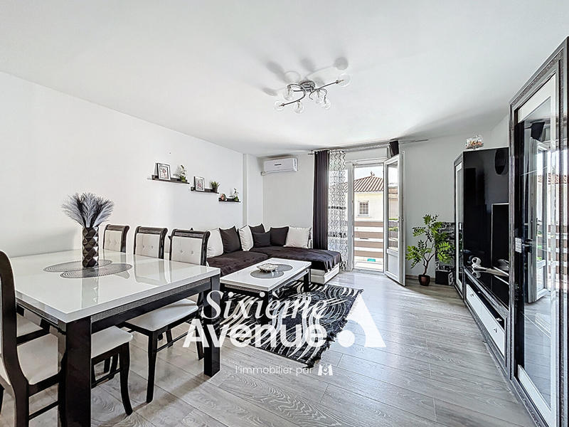 Maison - 186 m² - 8 pièces