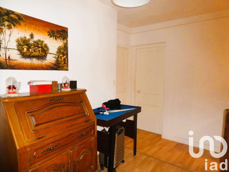 Maison - 200 m² - 8 pièces