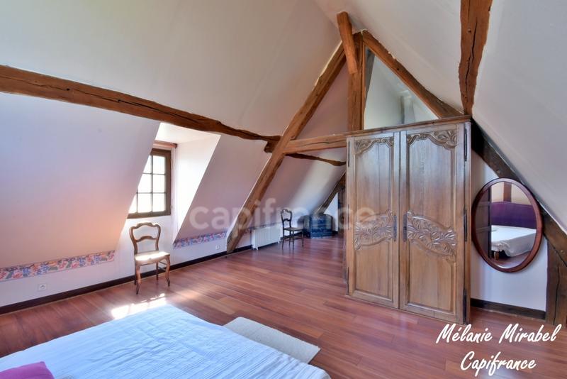 Maison - 184 m² - 7 pièces
