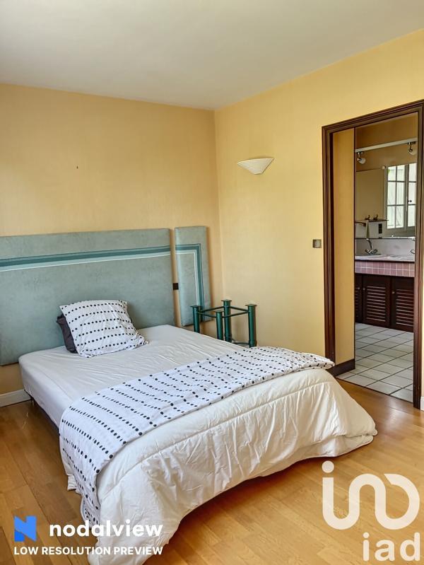 Maison de maîtres - 350 m² - 8 pièces