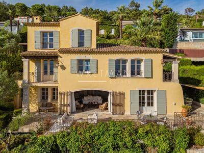 Maison - 185 m² - 7 pièces