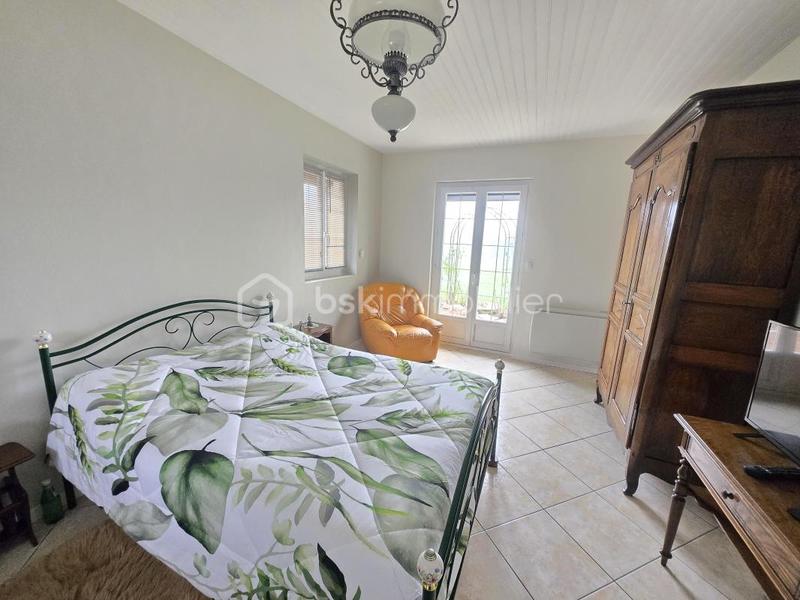 Pavillon - 217 m² - 7 pièces