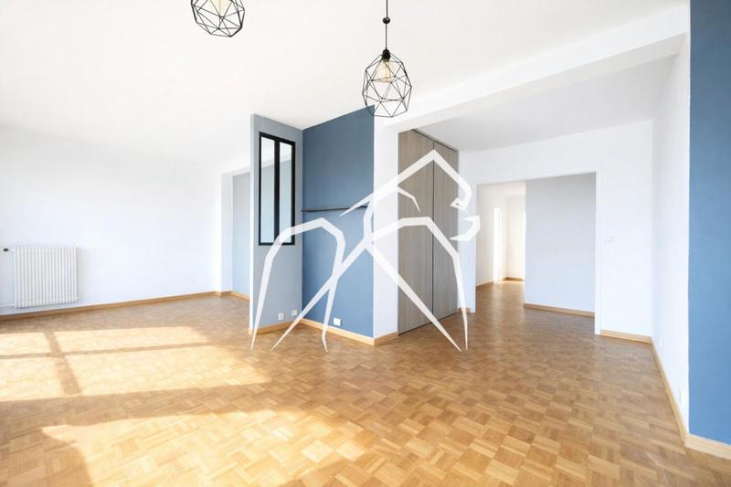 Appartement ancien - 70 m² - 3 pièces