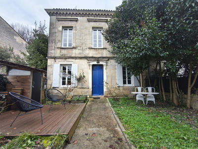 Maison - 99 m² - 4 pièces