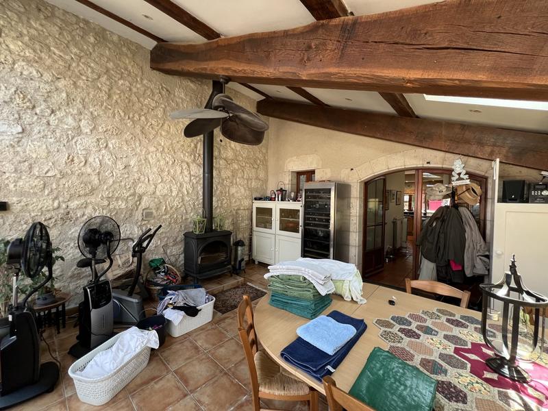 Maison - 249 m² - 6 pièces