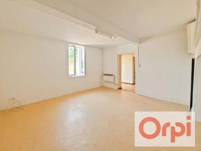 Maison - 84 m² - 3 pièces