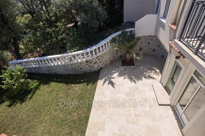 Maison - 245 m² - 6 pièces