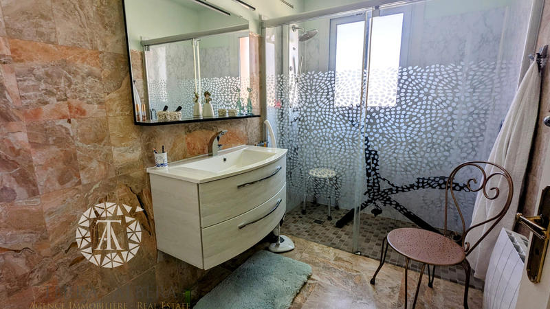 Villa - 114 m² - 4 pièces