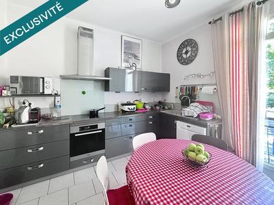 Appartement - 115 m² - 6 pièces