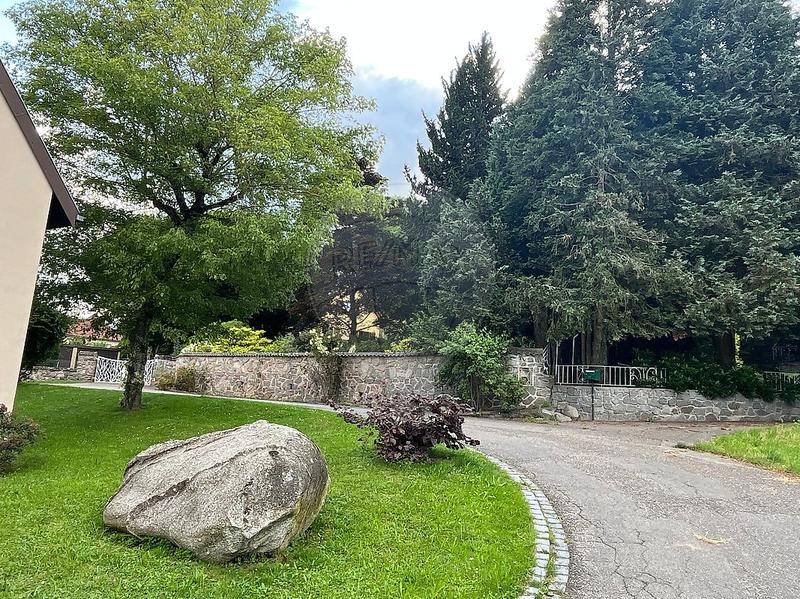 Maison - 248 m² - 14 pièces