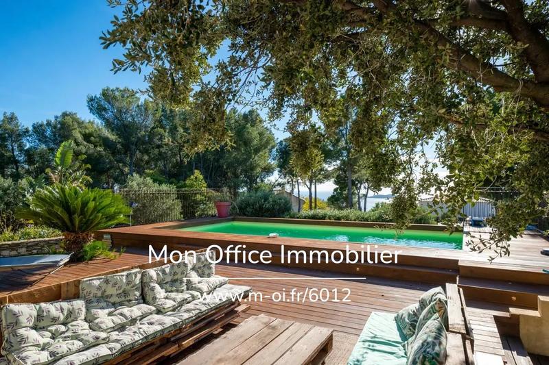 Maison - 140 m² - 6 pièces