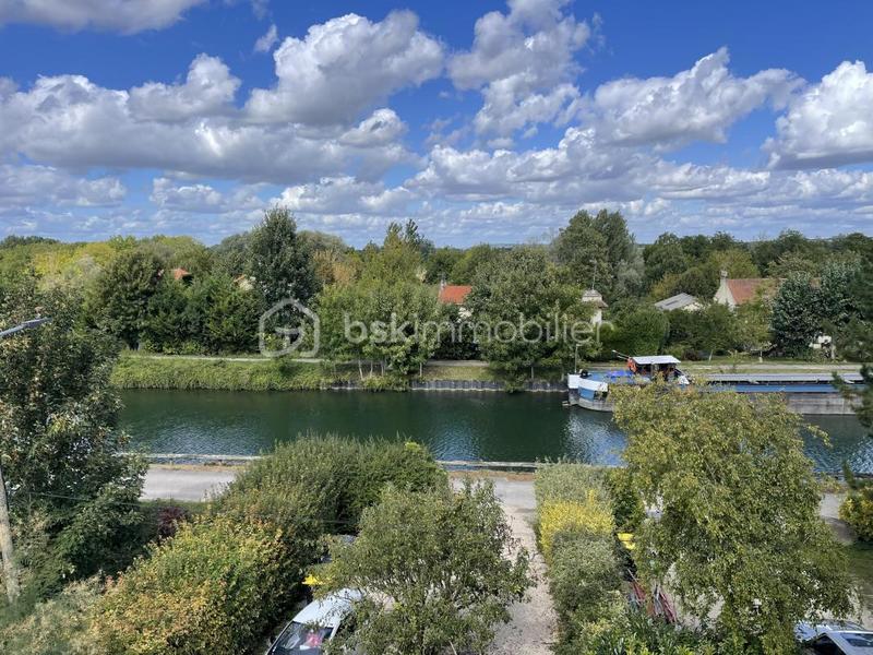 Maison - 121 m² - 5 pièces