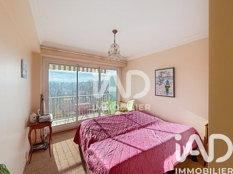 Appartement - 126 m² - 6 pièces