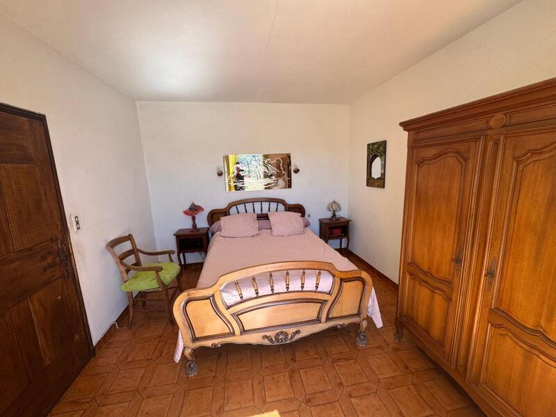 Villa - 216 m² - 6 pièces