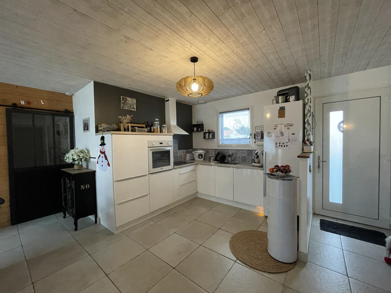 Maison - 95 m² - 5 pièces