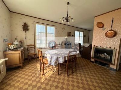 Maison - 85 m² - 4 pièces