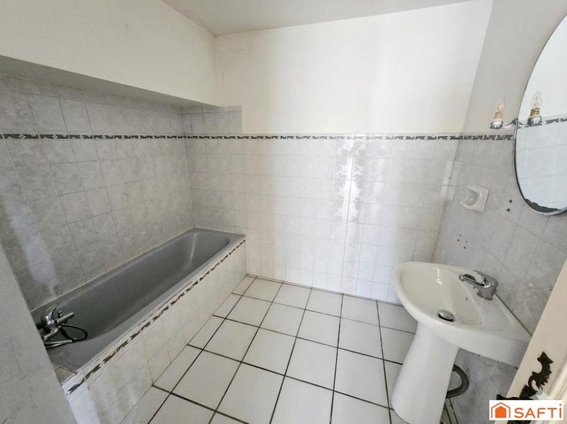 Maison - 86 m² - 5 pièces