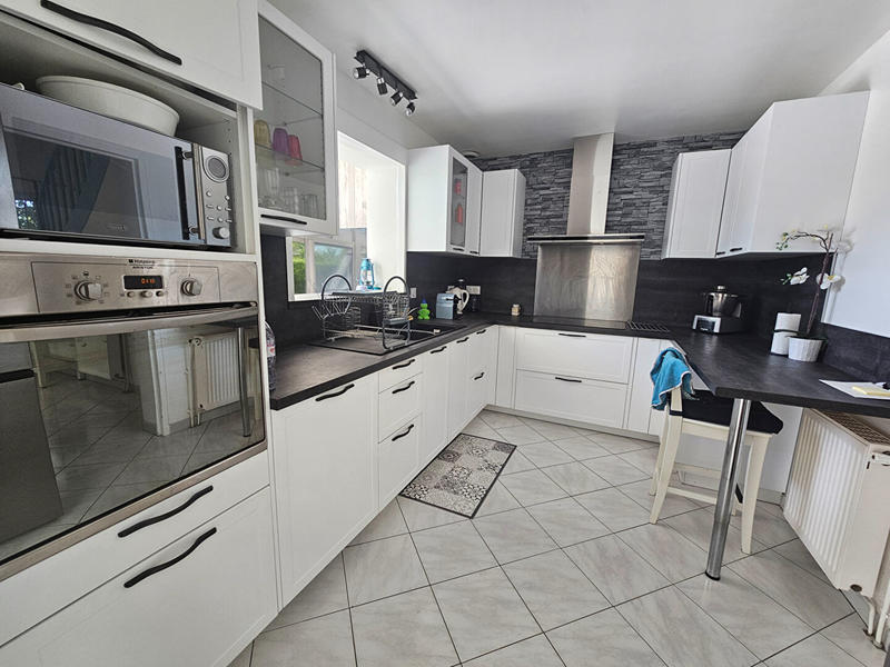 Maison - 127 m² - 6 pièces