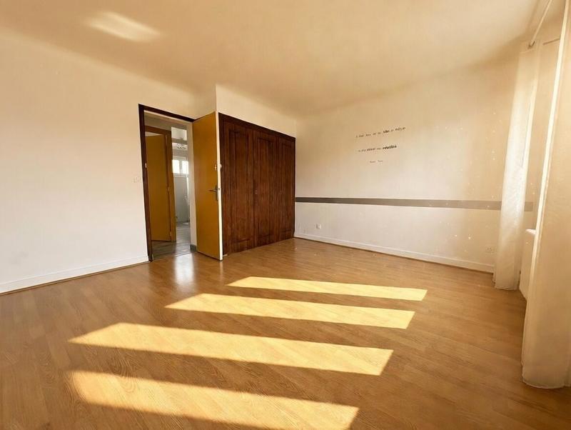 Maison ancienne - 142 m² - 7 pièces