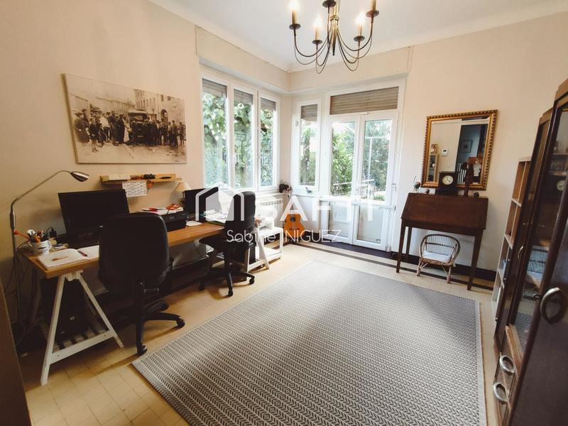 Maison - 169 m² - 7 pièces