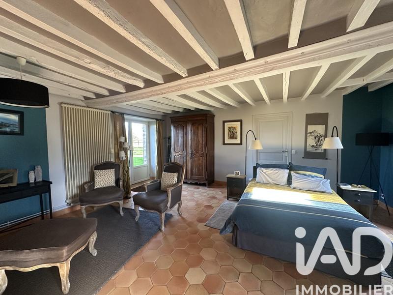 Maison - 229 m² - 8 pièces