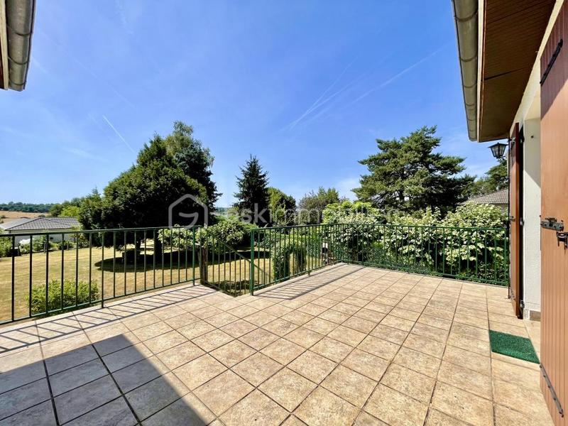 Maison - 87 m² - 4 pièces