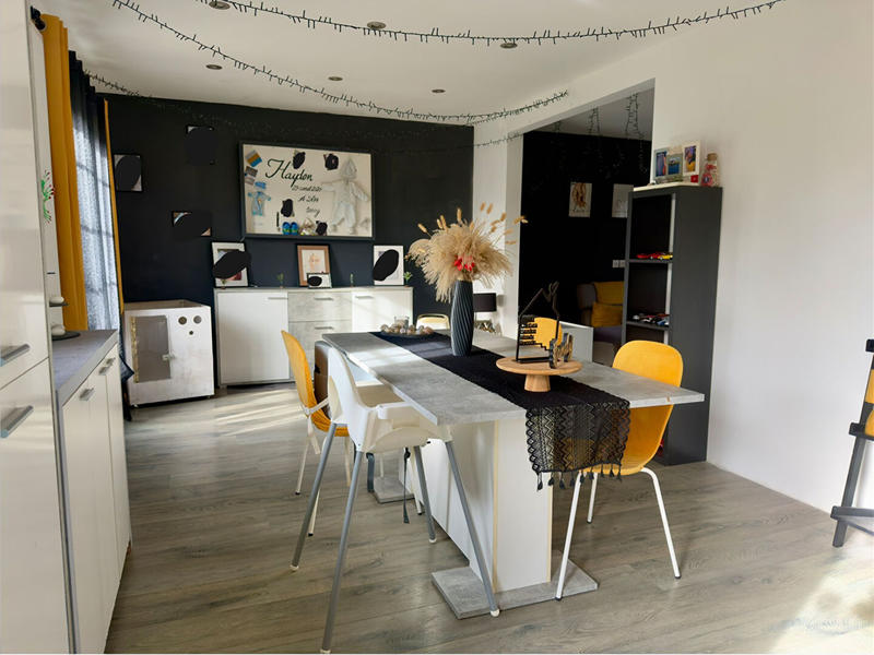 Maison - 111 m² - 4 pièces