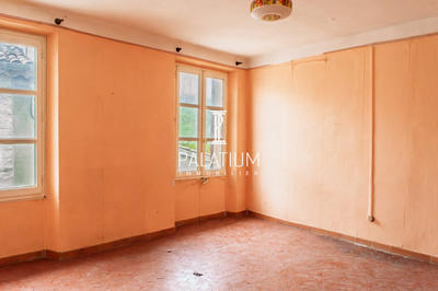 Appartement - 91 m² - 4 pièces