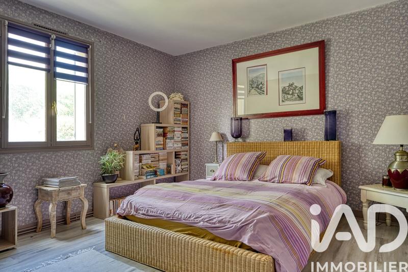 Maison - 180 m² - 6 pièces