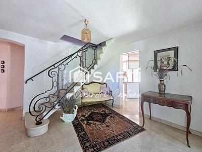 Maison - 143 m² - 7 pièces