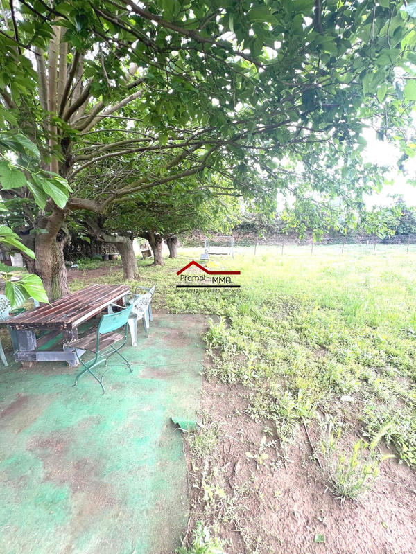 Terrain agricole - 2 352 m²