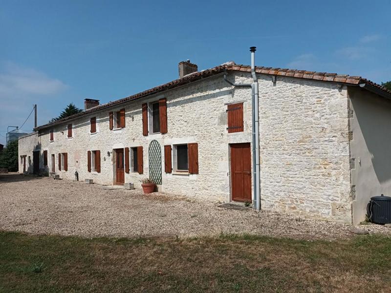 Maison de campagne - 242 m² - 8 pièces