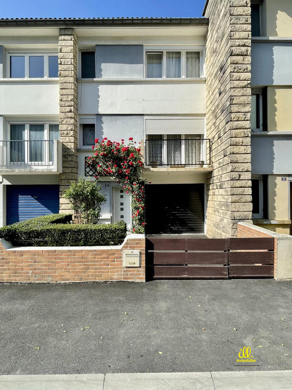 Maison - 99 m² - 5 pièces