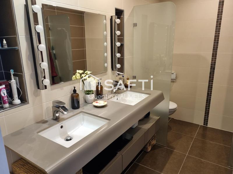 Maison - 197 m² - 5 pièces