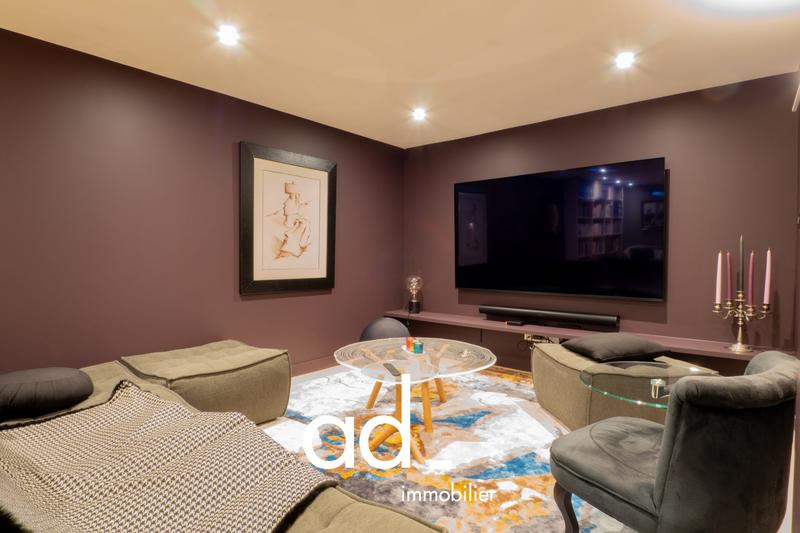 Maison - 170 m² - 6 pièces